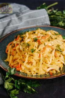 Закуска из капусты с морковью по-корейски Закуска из капусты с морковью по-корейски